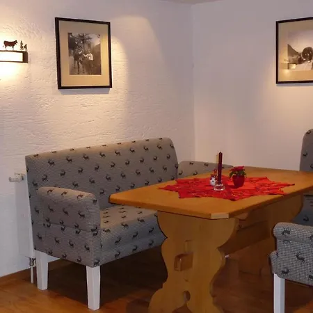 Πανσιόν Gastehaus Geiger *